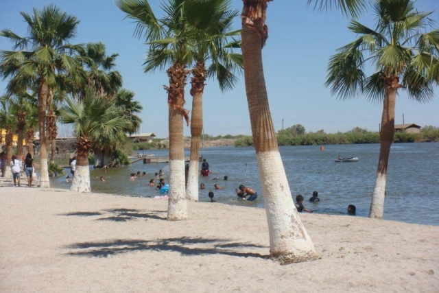 Playa en el rio Hardy